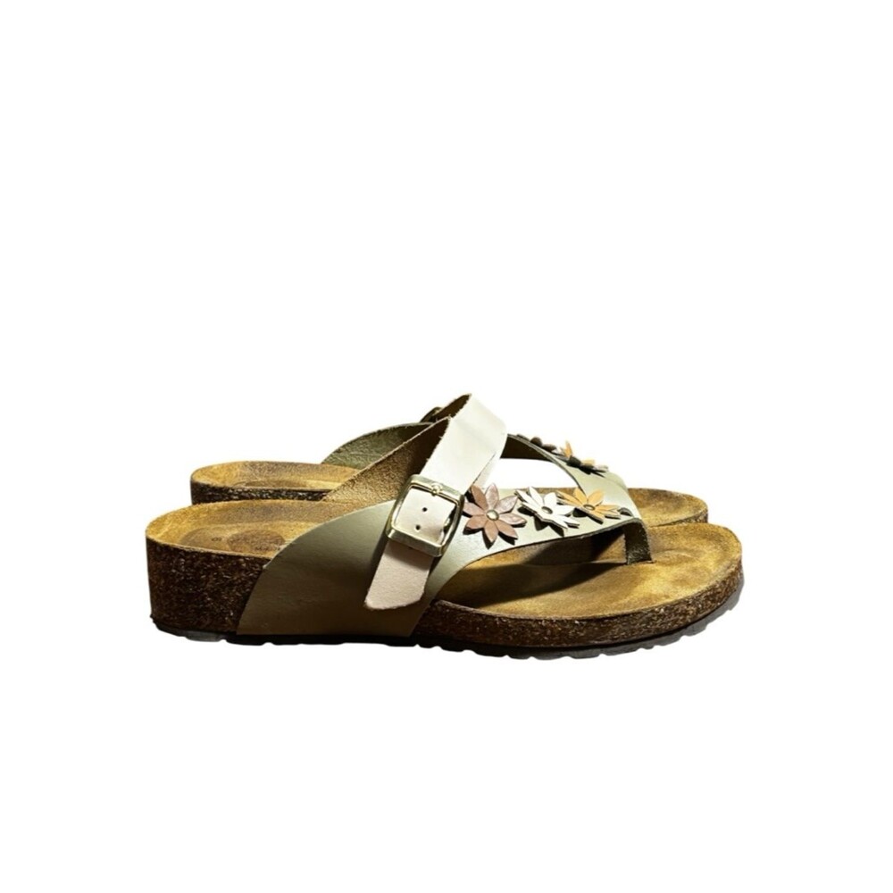A. Giannetti Leather slip-on sandals. Buckle Strap,cork footbed. Women’s 9